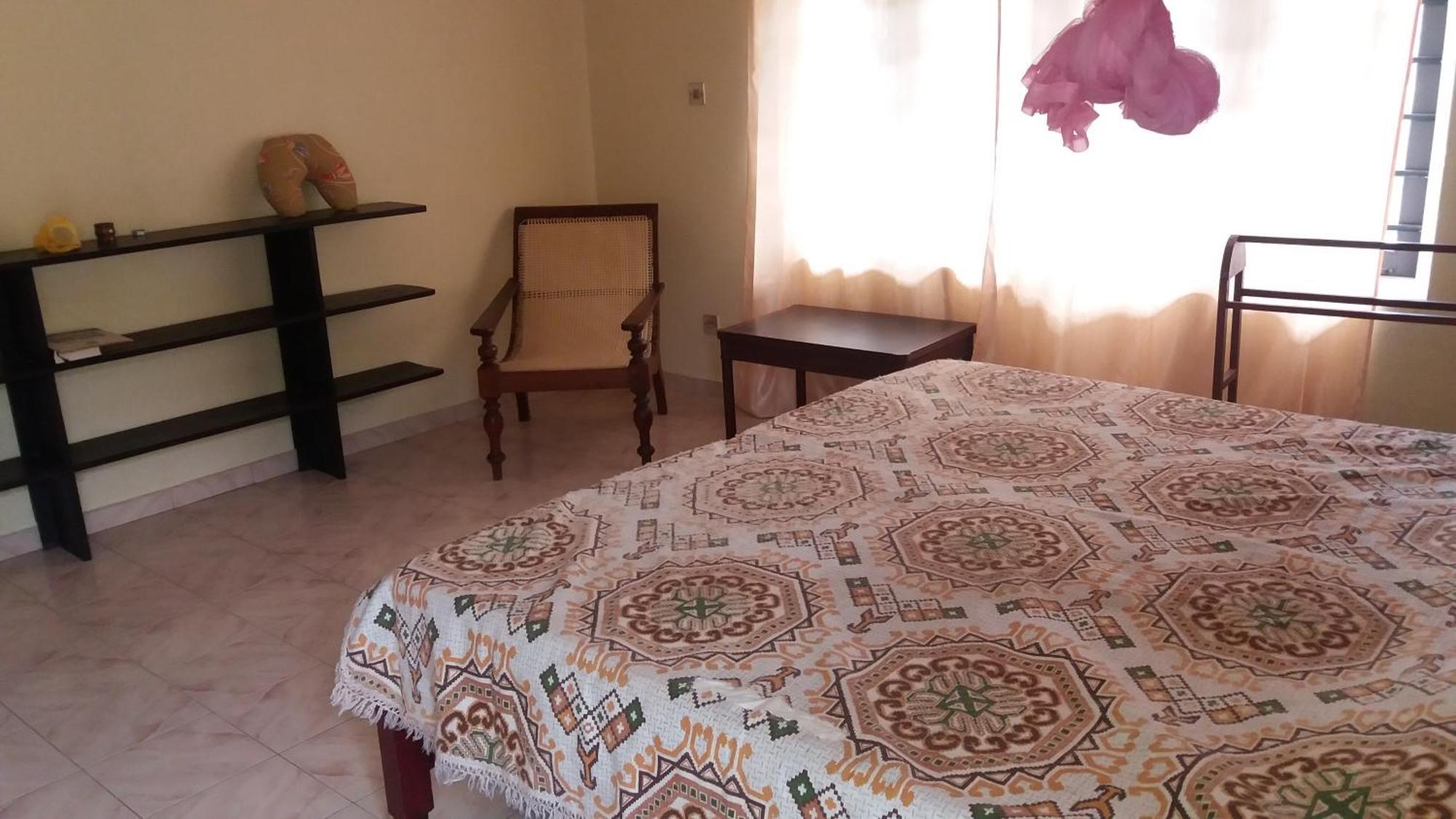 4 Seasons Guesthouse Хіккадува Екстер'єр фото